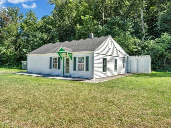5769 Roanoke Rd, Shawsville, VA 24162