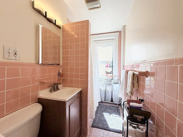 316 Summit Ave #5 — Photo 9