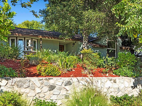 2nd image of 2959 Santa Carlotta St