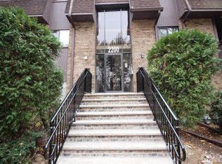 2221 Old Stone Mill Dr, Cranbury, NJ 08512
