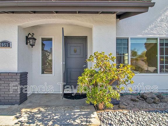 4th image of 2053 Habero Dr
