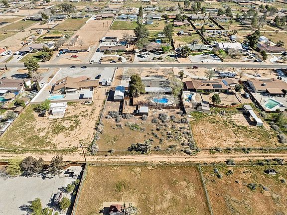 4th image of 14154 Hopi Rd