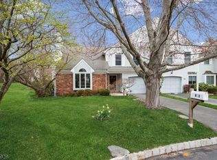 853 Princeton Ct, Branchburg, NJ 08853