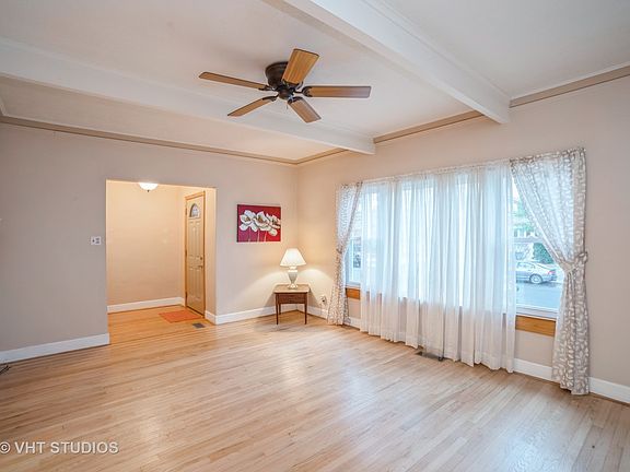 4th image of 5722 N Melvina Ave