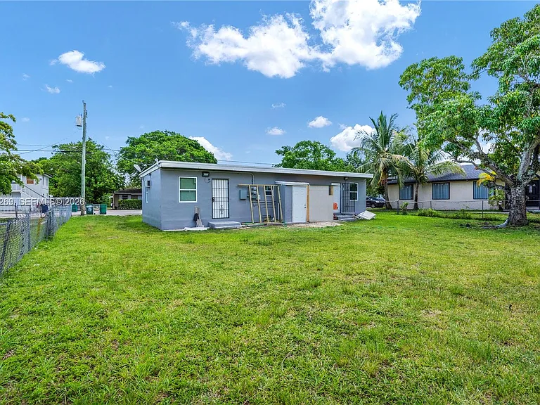 26620 SW 138th Ct #B — Photo 14