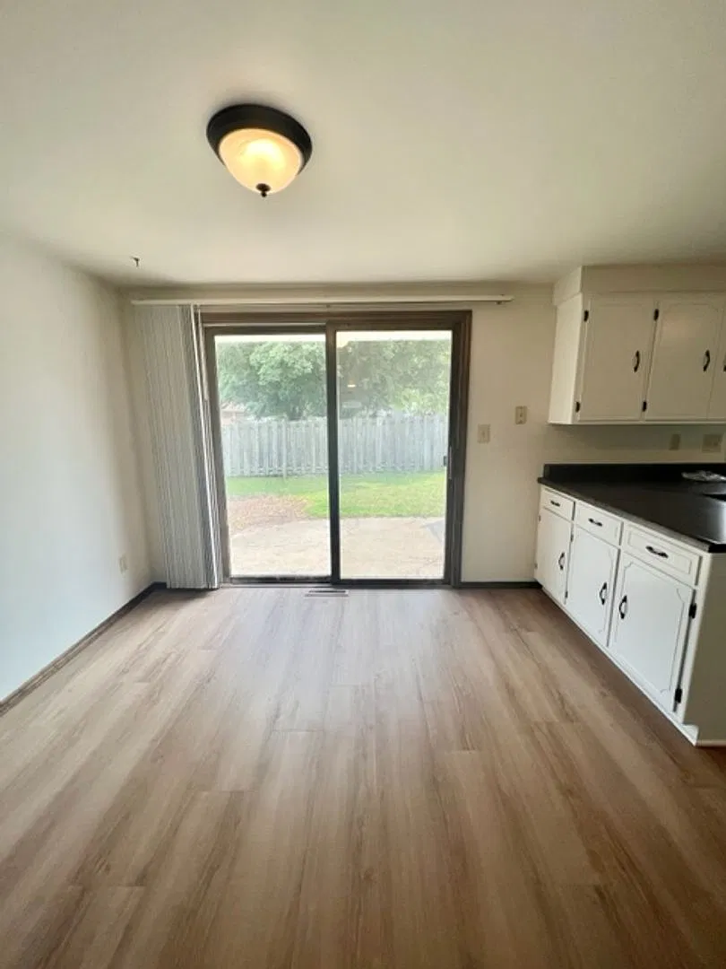 Trojan Sorrento Drive Duplex — Photo 3