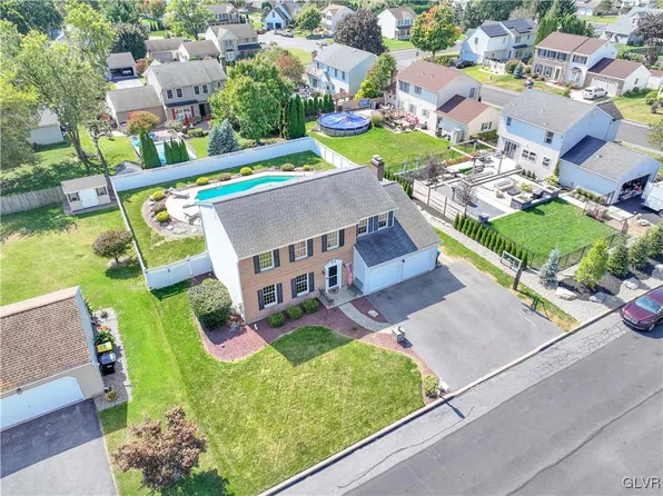 150 Kingsbury Ct, Nazareth, PA 18064