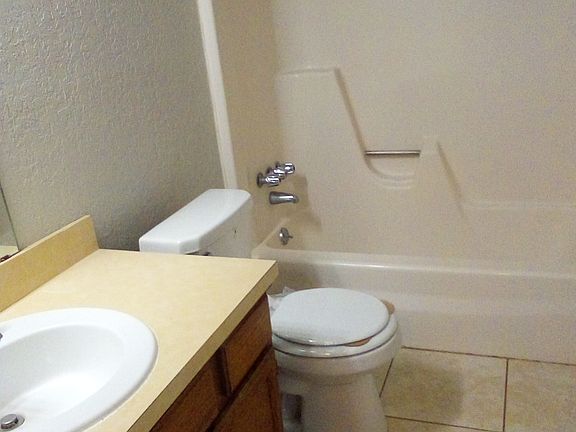 3rd image of 8740 N Rockwell Dr