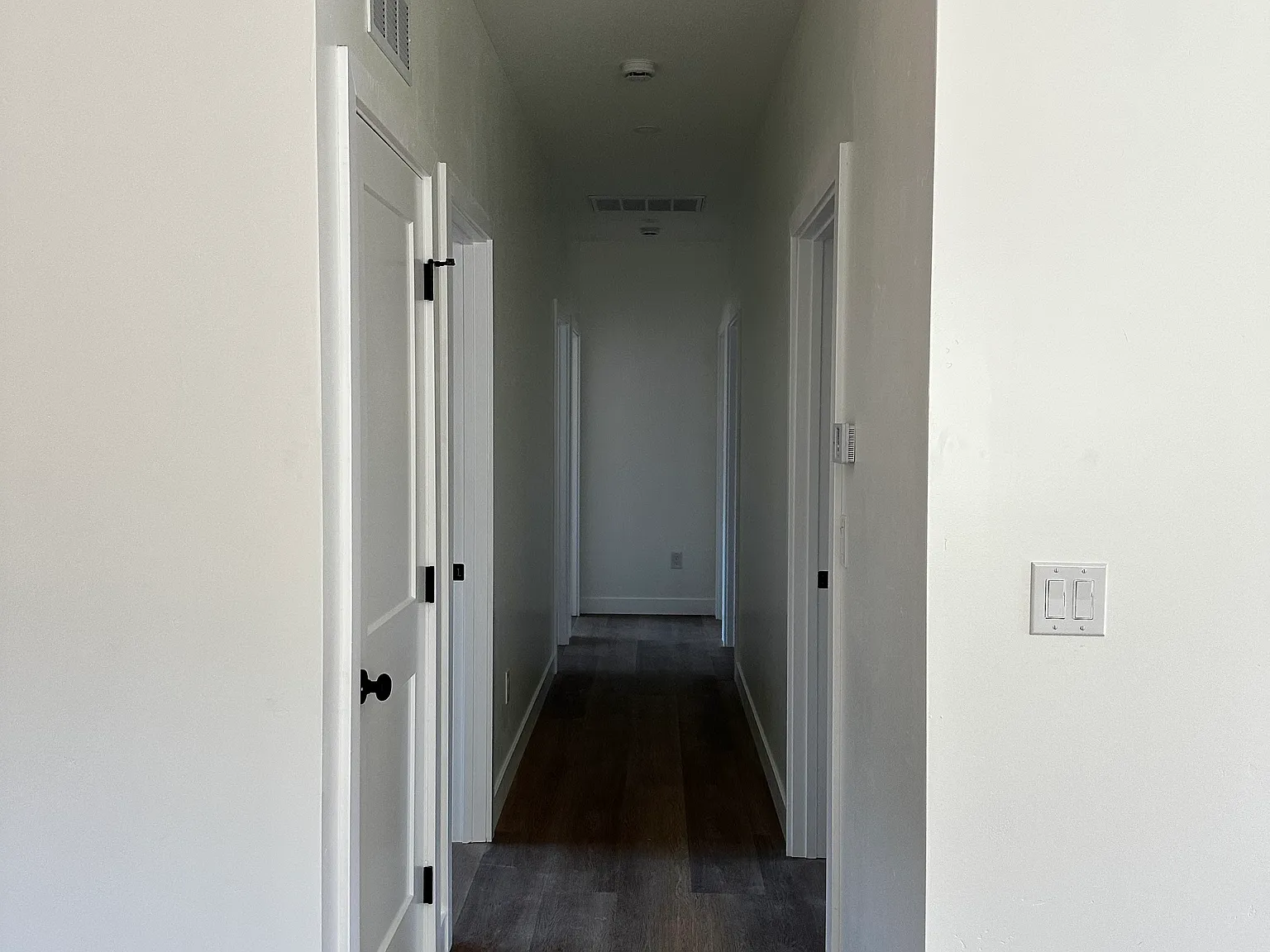 4 bed, 1000 sqft, $4,000 — Photo 4