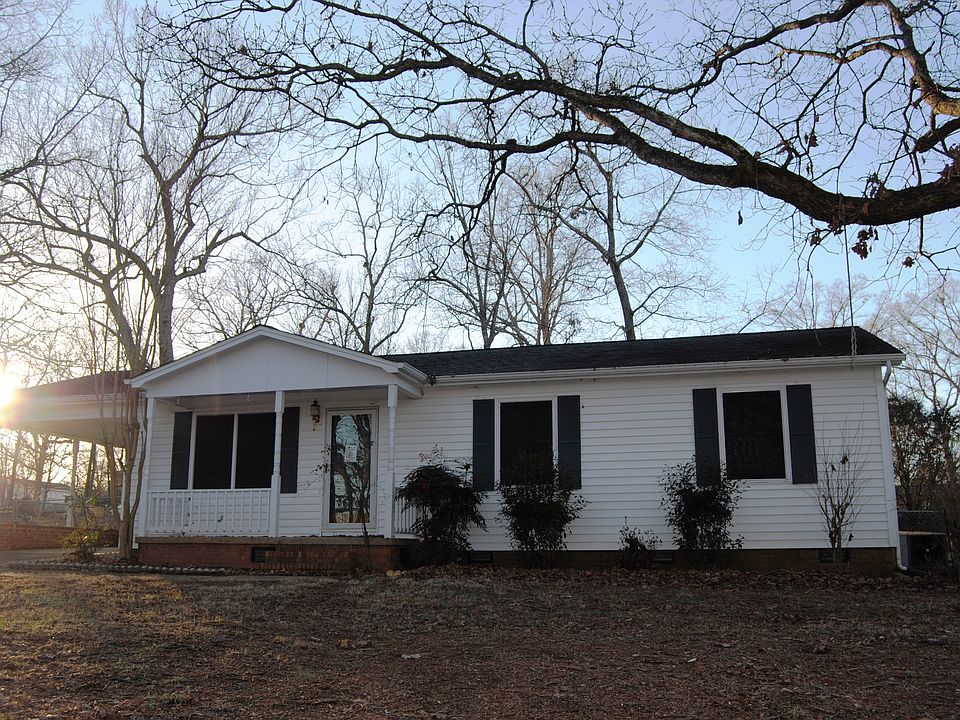 1st image of 1900 Oakhurst Dr