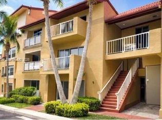 The Courts At Kendall, Miami, FL 33193