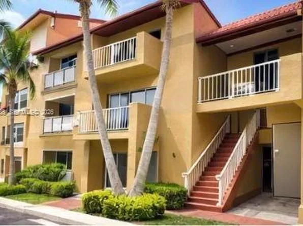15620 SW 80th St #H-304, Miami, FL 33193