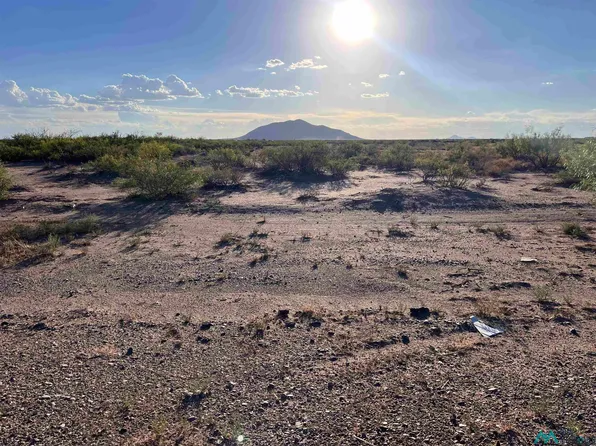 SW Hermanas, Deming, NM 88030