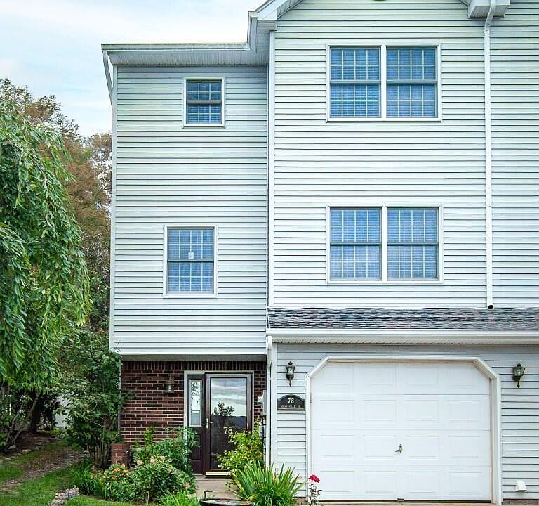 1st image of 78 Grandville Dr