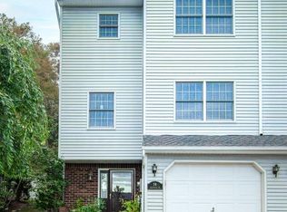78 Grandville Dr, Swoyersville, PA 18704