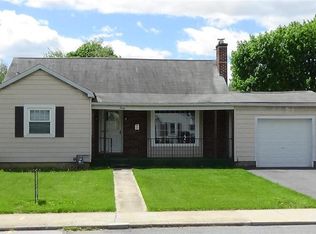 30 G St, Carlisle, PA 17013