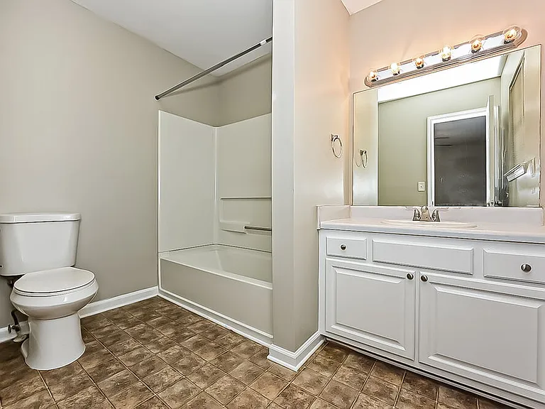 2497 Brianna Dr — Photo 12