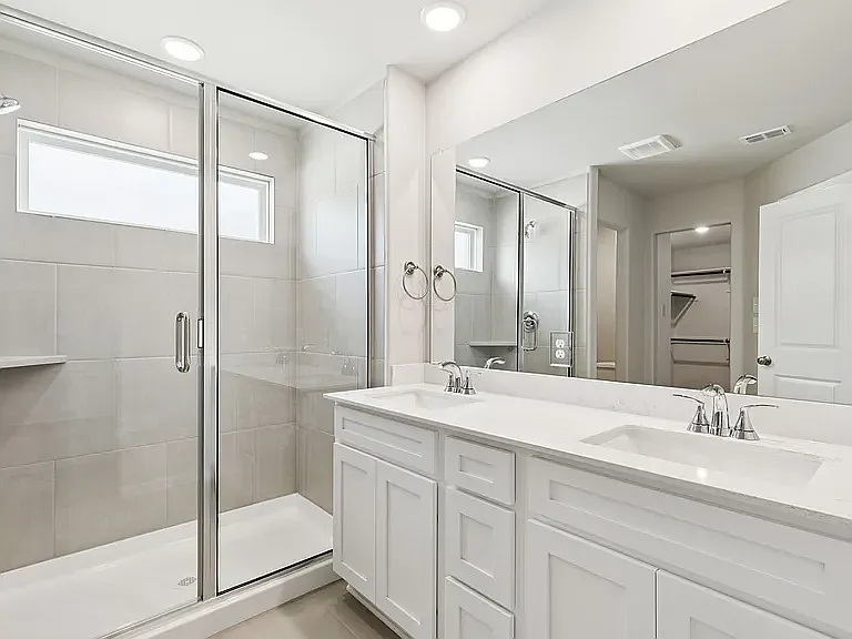 920 Santa Lucia Dr — Photo 3