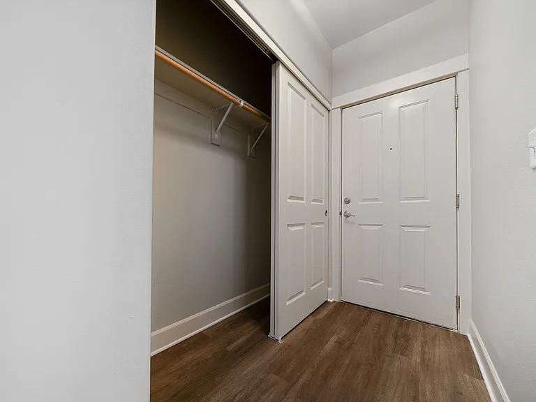Webster Ridge Apartments — Photo 30