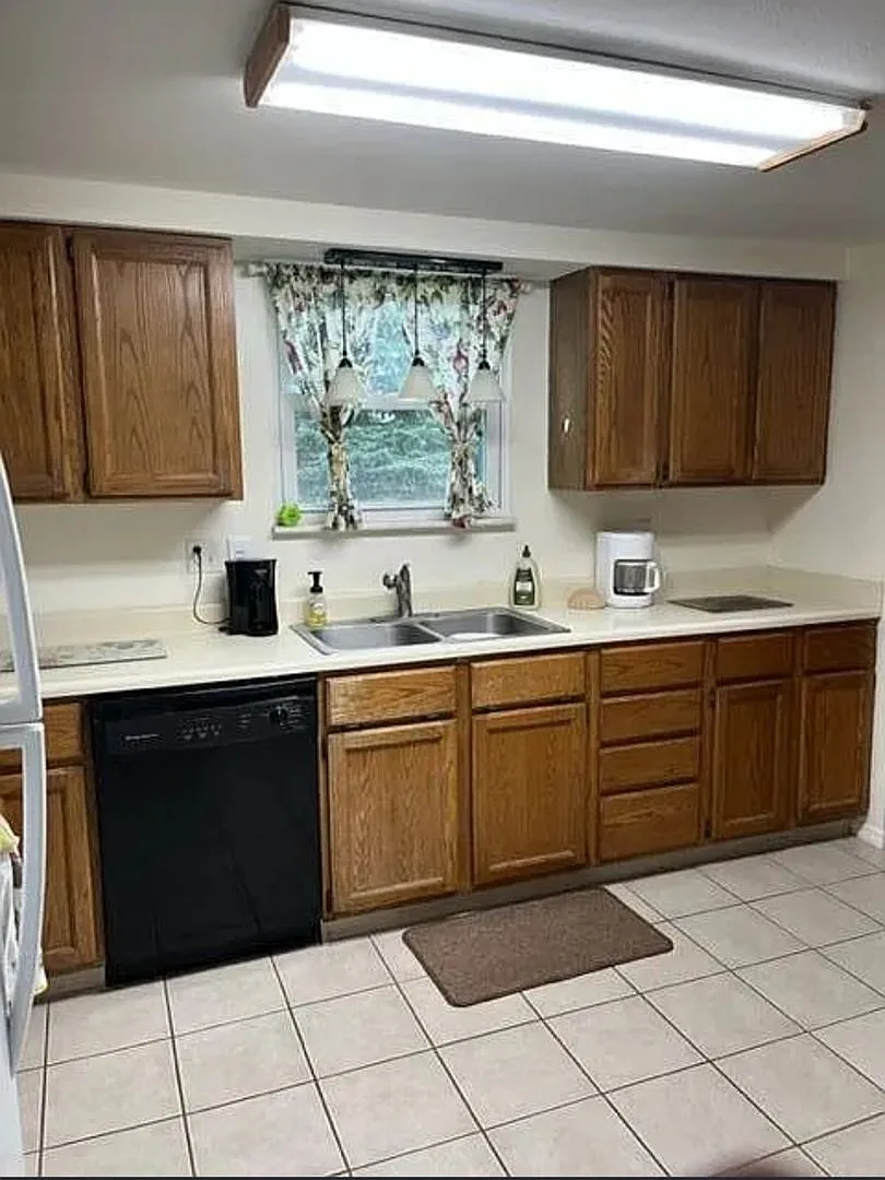 Charming 3BR House in Dayton — Photo 4