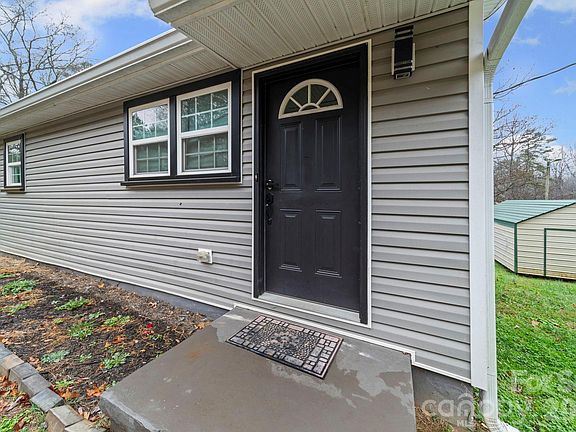 4th image of 357 Preyer St