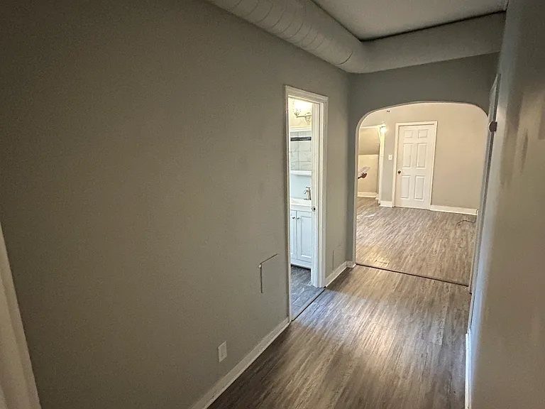 1213 Washington St NE — Photo 9