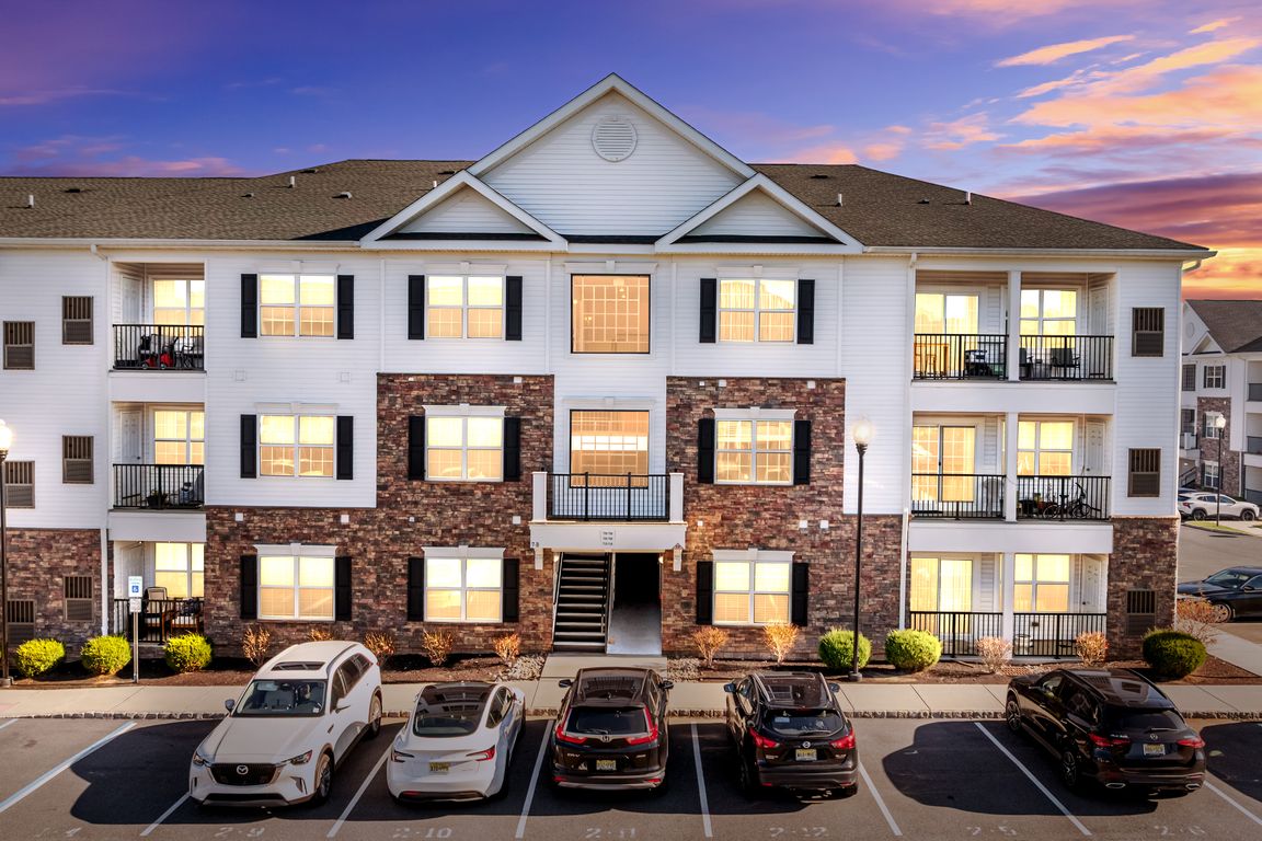 next background image