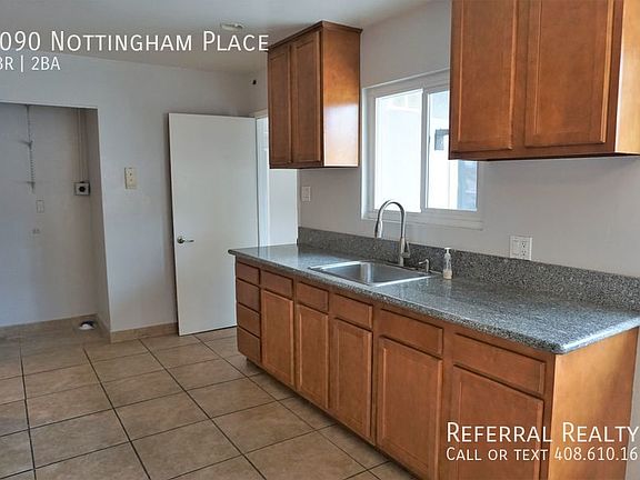 5th image of 1090 Nottingham Pl