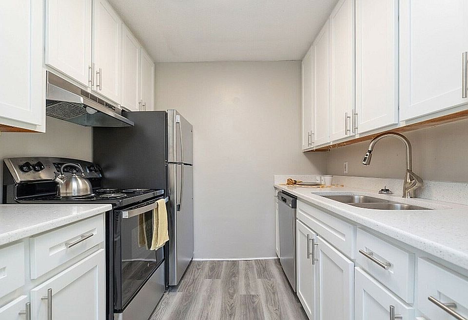 Diamond Kitchen