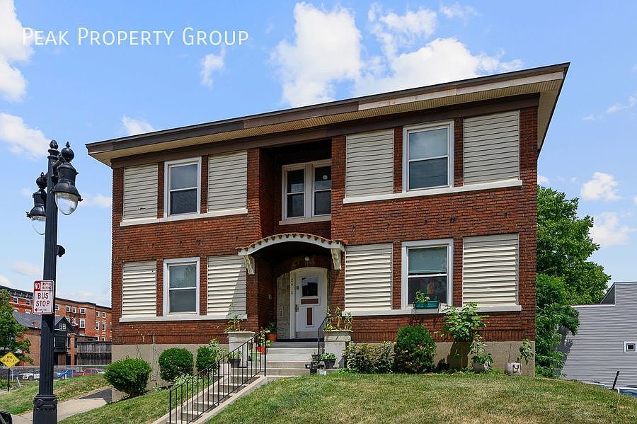 1st image of 2610 Woodburn Ave APT 3