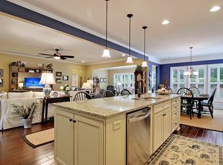 251 Waterfront Park Dr, Summerville, SC 29486