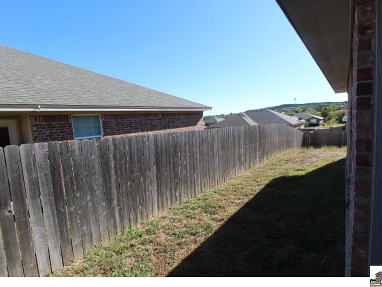 2923 Starlight Dr #B — Photo 37