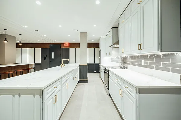 Rented by Nooklyn NYC LLC | media 60