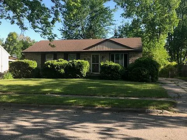 3215 Kilberry Rd, Lansing, MI 48911