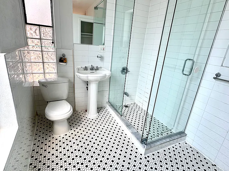 227 Mott St #1C — Photo 4