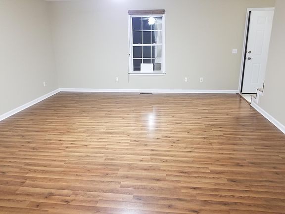 2nd image of 50 Westgate Cir APT B