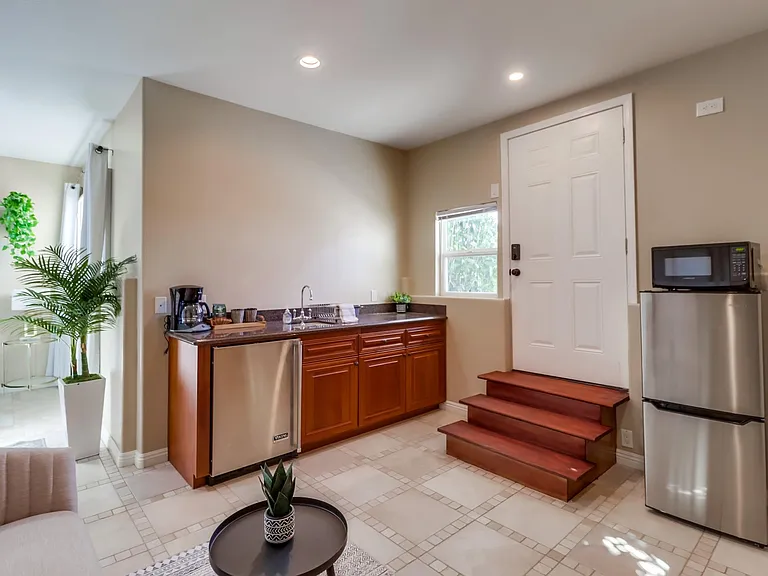 2581 Tokalon Ct #1 — Photo 10