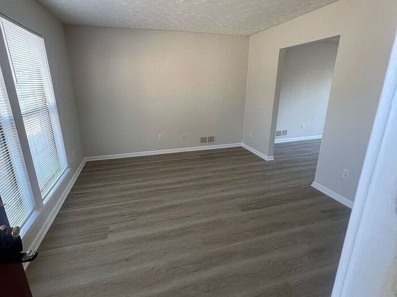 2nd image of 3113 Dove Ct #B