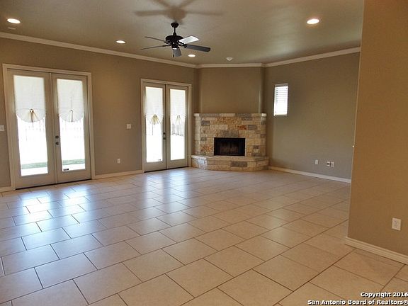5th image of 2797 Indian Wells Dr E