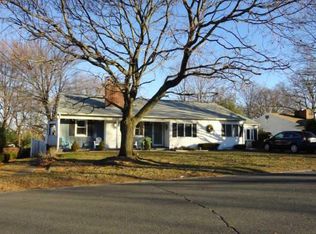 34 Skyline Dr, Waterbury, CT 06706