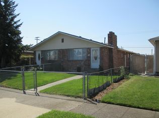 220 E Crown Ave, Spokane, WA 99207