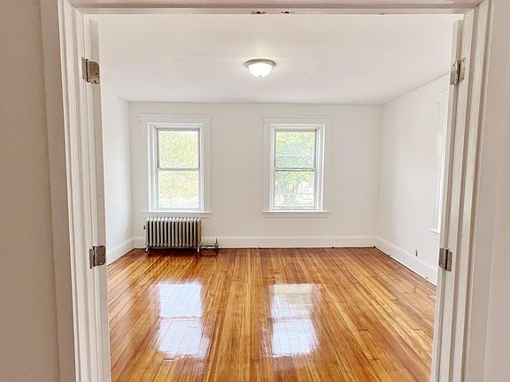 5th image of 268 Washington St Front 2