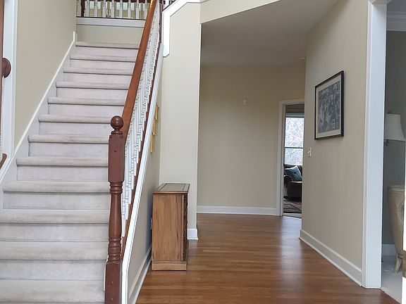 2nd image of 2180 Hearthside Dr SE