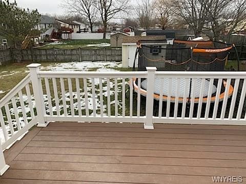 3rd image of 5 Rushford Ln