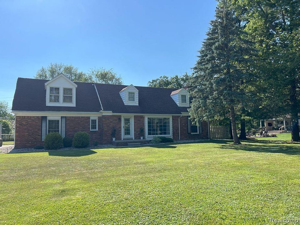 1st image of 21370 Elder Ct