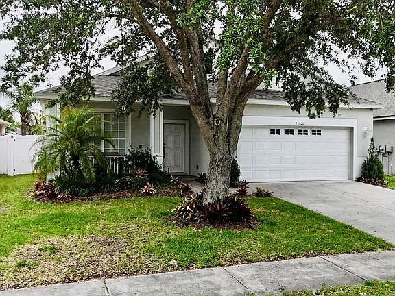 2nd image of 24900 Oakhaven Ct