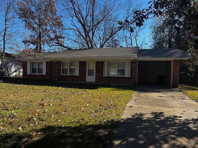 1st image of 209 Starlight Dr