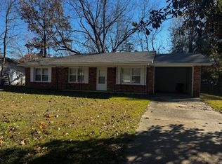 209 Starlight Dr, Vicksburg, MS 39180