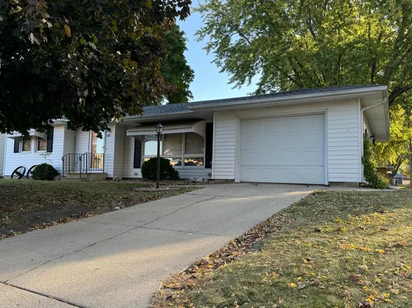 1202 Garfield Ave, Albert Lea, MN 56007