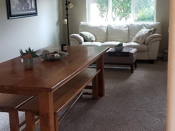 5th image of 3809 Rossberg St SE
